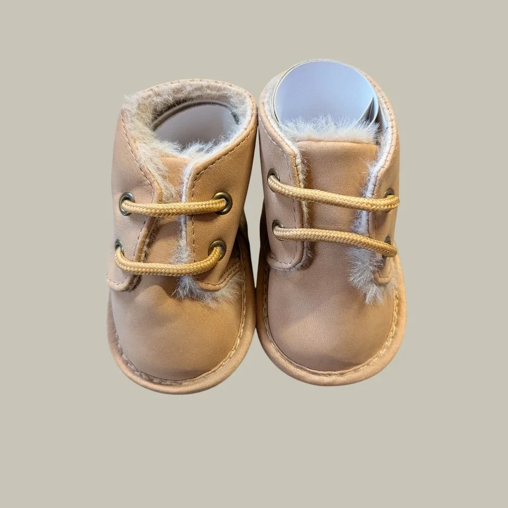Infant Tan Faux Leather Faux Fur Lined Chukka Booties Soft Sole Size 110